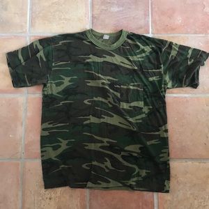 XXL camo pocket t shirt